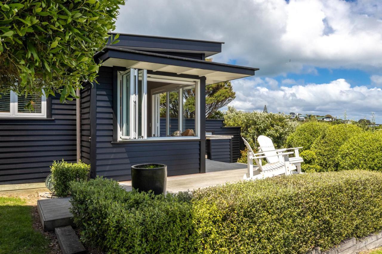 Smiths Cottage - Stay Waiheke Oneroa Экстерьер фото